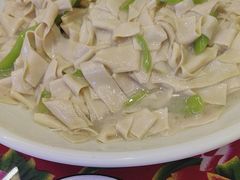 -闯关东东北农家菜(崂山石老人店)
