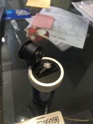 -威德钻石-克拉钻大本营(南京东路店)