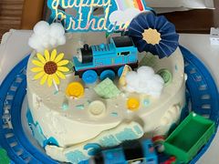 -咖咖熊蛋糕定制·英国蓝风车动物性淡奶油