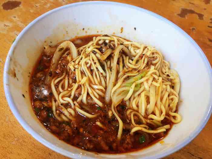 杨记麻哥面(广惠街店)-"小时候住在这附近,每次回广安必吃这家麻哥.