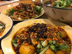 -拈签一笑黄牛肉辣卤串串