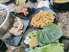 -啊美丽炭火烤肉(滑翔一店)