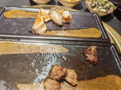 -铭牛烧肉·和牛海鲜自助(高新月牙湖店)