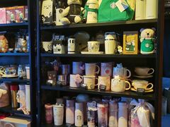 零售区-星巴克臻选(深圳皇庭广场分店)
