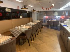 -新大咀港式茶餐厅(宝山万达店)