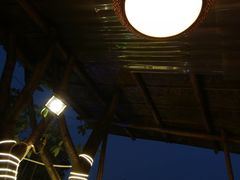 -茅草房·河畔园林火锅