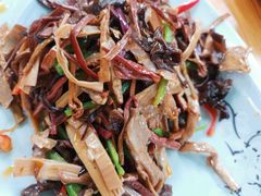 -小厨子私房菜·云南美食店