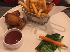 -WOLFGANG PUCK KITCHEN & BAR(迪士尼小镇店)