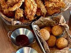 芝士炸鸡-BHC炸鸡(明洞总店)