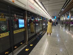 -红土地(地铁站)