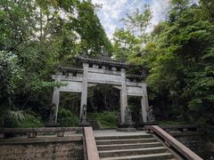 -凤栖山