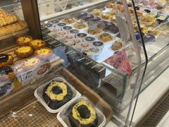 -85度C(生甜甜圈研究工坊·上海平凉店)