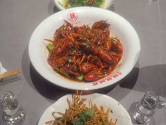 -郑东靓靓虾馆·金牌油焖大虾(天泽街店)
