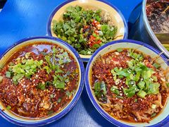 冒鸭血-马路边边老成都串串香(星耀城店)