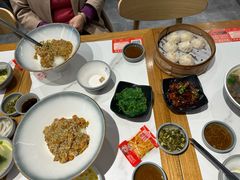 -馋三尺蟹粉小笼(人民广场店)