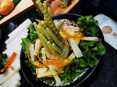 -湊湊火锅·茶憩(打浦桥日月光店)