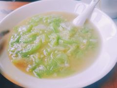 -几个木匠匠人厨房