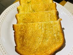 咖椰吐司-HELLO 27 意面·沙拉·帕尼尼