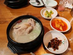 -长寿参鸡汤(朝韩风情街店)