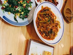 -小六汤包砂煲菜(文景路店)