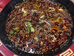 -烧哥美蛙肥肠鱼火锅·十五年社区店