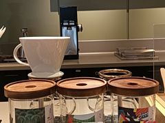-星巴克臻选(上海中环广场2F店)