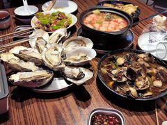 -蚝堡海鲜·威海菜·海肠捞饭·烧烤·亚洲吃蚝公司(幸福门店)
