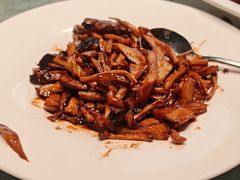 -凤凰园烤鸭店·唐山菜·传承花椒肉(老唐丰路店)
