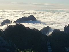 -黄山阿拉酒店(黄山风景区换乘中心店)