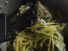 -长松砂锅
