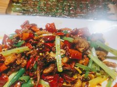 -上尚兄弟烧烤餐厅(鑫通大厦店)