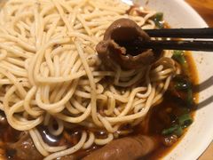-呼啦面馆·头牌豌杂面(爱琴海店)