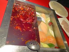-二荆条·蜀鲜汇城市森林火锅