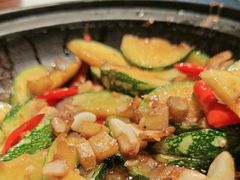 -老周家酱卤猪蹄私房菜(克拉玛依西街店)