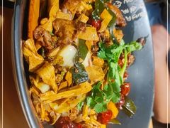 -风光老灶麻辣香锅(大成路翠微百货店)