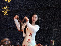 -雍容荟帝王蟹活龙虾展台自助(IFS黑金店)
