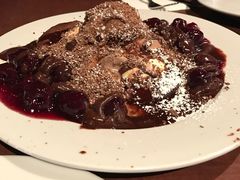 -Pancakes on the rocks(Darling Harbour)