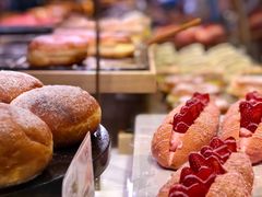 -巴黎贝甜(财富中心店)