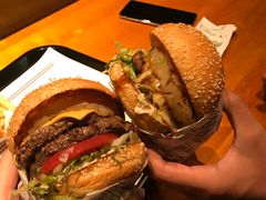 -The Habit Burger Grill 哈比特汉堡(复兴soho店)