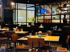 -Carbon莫卡哆·意大利复古集市餐厅(杭州大厦店)