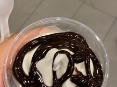 -麦当劳(百联西郊购物中心店)