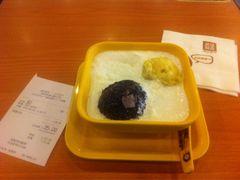 榴莲忘返-满记甜品(日月光二店)