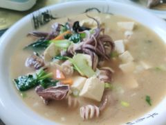 -宾朋海鲜特色美食餐厅·纯手工鲅鱼水饺(兴海路店)