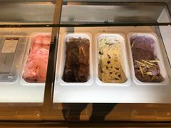 冰激凌-龙之梦万丽酒店青餐厅
