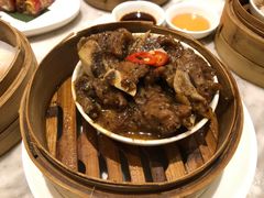 -香港百合居(LCM置汇旭辉广场店)