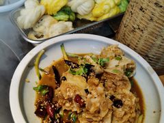 -锅老头海鲜铁锅炖