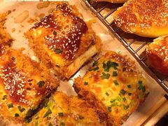 香葱肉松面包-桂新园面包生日蛋糕(瑞安万松店)