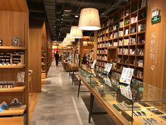 -百新书局(尚悦湾店)
