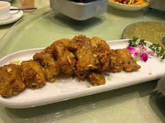 椒盐蒜香骨-刘胖子家常菜·蹄花焖藕(中央花园店)