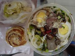 -花溪巷牛肉粉(泉城路店)